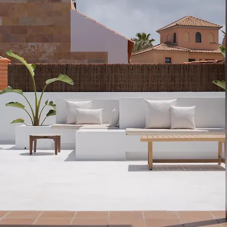 Hikari - Design House With Heated Pool In *