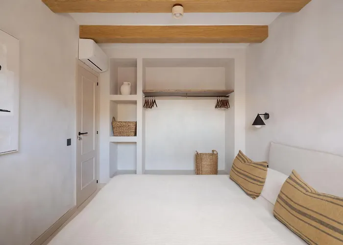 Hikari - Design House With Heated Pool In Vila *