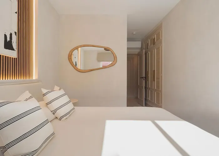 Vila Hikari - Design House With Heated Pool In