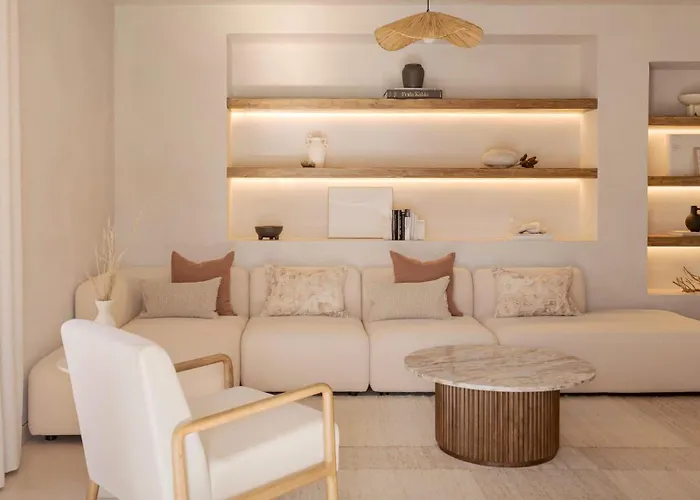 Hikari - Design House With Heated Pool In